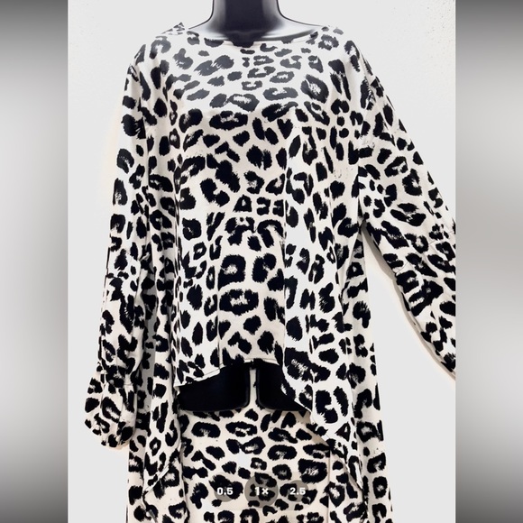 🌺SHEIN CURVE Leopard Hi And Low Top🌺 - Picture 3 of 14